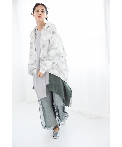 OSMOSIS(オズモーシス)の「裏毛バックツイストフードパーカ(パーカー・レディース・ホワイト/オレンジ/ブラック・ONE SIZE)」の4枚目の写真