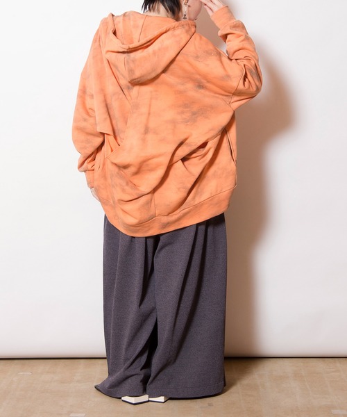 OSMOSIS(オズモーシス)の「裏毛バックツイストフードパーカ(パーカー・レディース・ホワイト/オレンジ/ブラック・ONE SIZE)」の21枚目の写真