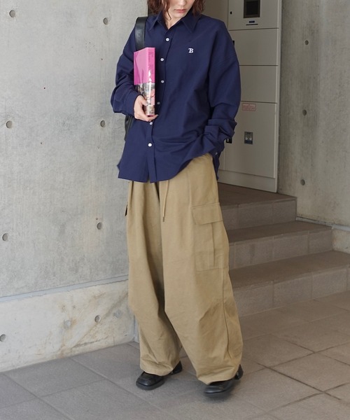 TEEN BOOP(ティーンブープ)の「エンブロイダリーBIGシャツ(シャツ/ブラウス・レディース・ネイビー/ホワイト・FREE)」の10枚目の写真