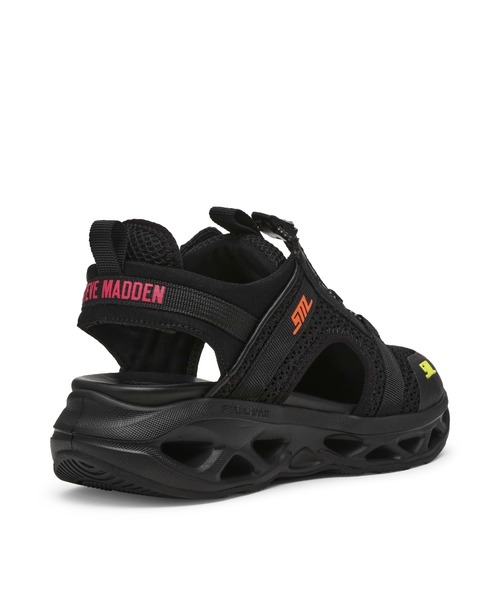 STEVE MADDEN(スティーブマデン)の「デザインソールスポーツサンダル/S.MADDEN SURGE 7-VS(サンダル・レディース・ブラック/ベージュ×ブラック・23.0cm/23.5cm/24.0cm/23.5-24/24.5cm/22.5cm)」の9枚目の写真