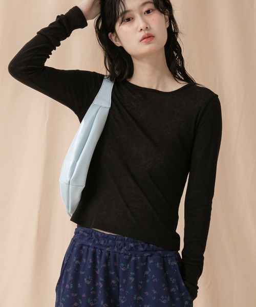 HEILIS(ヘイリス)の「シアーコンパクトロングカットソー / 秋服 冬服 春服 長袖 ロンT レイヤード 透け感 シティガール ガーリー ノームコア 韓国 アイボリー ブラック グレー イエロー ピンク(Tシャツ/カットソー・レディース・アイボリー/イエロー/ピンク/グレー/ブラック・FREE)」の3枚目の写真