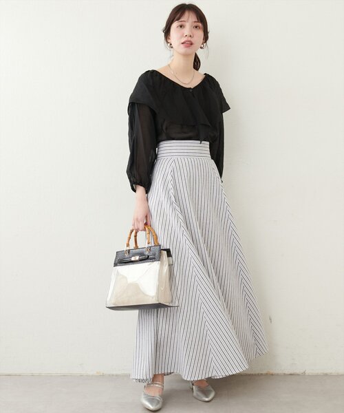 natural couture（ナチュラルクチュール）の「V開きフリルシアーブラウス（シャツ/ブラウス・レディース・オレンジ/オフホワイト/サックスブルー/ブラック・FREE）」の15枚目の写真