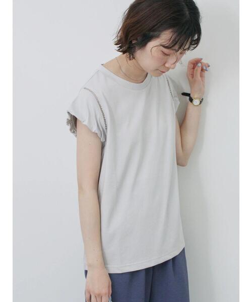Samansa Mos2 blue（サマンサモスモスブルー）の「ハシゴレース付きフレンチTシャツ（Tシャツ/カットソー・レディース・シルバーグレー/チャコールグレー/オフホワイト・F）」の3枚目の写真