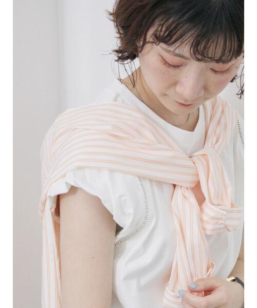 Samansa Mos2 blue（サマンサモスモスブルー）の「ハシゴレース付きフレンチTシャツ（Tシャツ/カットソー・レディース・シルバーグレー/チャコールグレー/オフホワイト・F）」の6枚目の写真