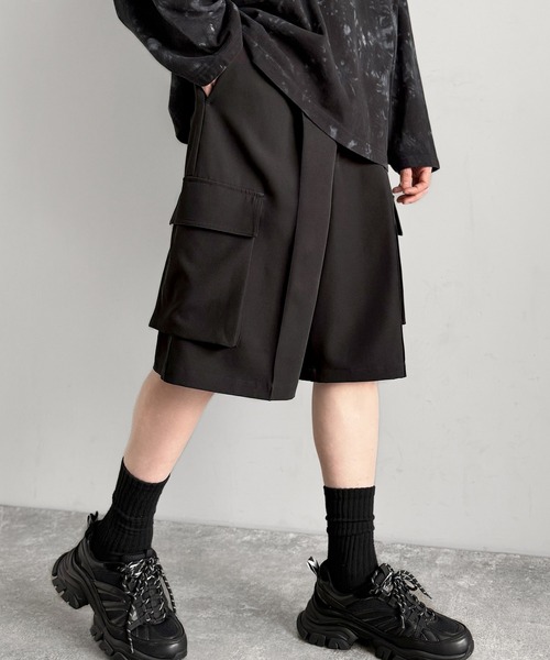 Classical Origin(クラシカルオリジン)の「【Classical Origin】「整う、ラフ感。」カーゴポケット ルーズシルエット ハーフスラックス/Cargo Pocket Loose Silhouette Half Slacks(その他パンツ・メンズ・チャコールグレー/ブラック・SMALL/MEDIUM/LARGE)」の4枚目の写真