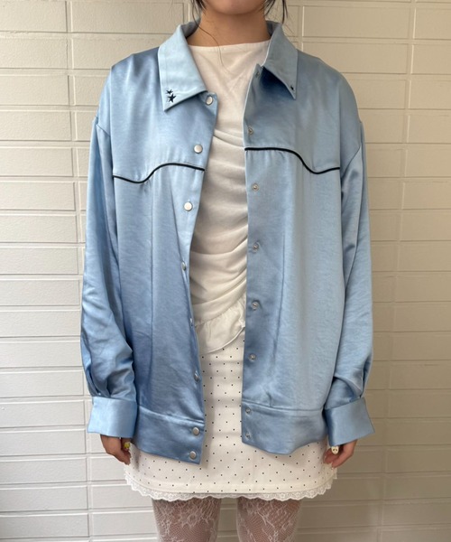 hugi(ハギ)の「STAR SHIRT BLOUSON/スターシャツブルゾン(シャツ/ブラウス・レディース・サックスブルー・FREE)」の8枚目の写真