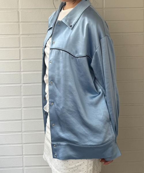 hugi(ハギ)の「STAR SHIRT BLOUSON/スターシャツブルゾン(シャツ/ブラウス・レディース・サックスブルー・FREE)」の10枚目の写真