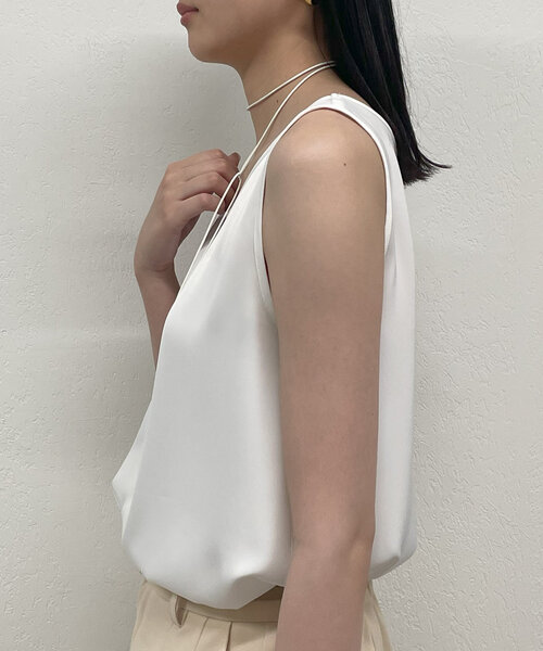 LOUNGEDRESS(ラウンジドレス)の「サテンインナータンク(タンクトップ・レディース・ブラック/オフホワイト・FREE)」の4枚目の写真