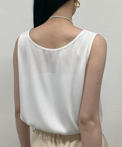 LOUNGEDRESS(ラウンジドレス)の「サテンインナータンク(タンクトップ・レディース・ブラック/オフホワイト・FREE)」の5枚目の写真