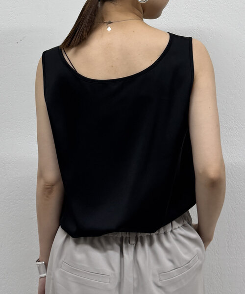LOUNGEDRESS(ラウンジドレス)の「サテンインナータンク(タンクトップ・レディース・ブラック/オフホワイト・FREE)」の15枚目の写真