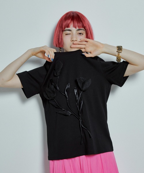 manana suerte(マニャーナスエルテ)の「チューリップTシャツ(Tシャツ/カットソー・レディース・ホワイト/ブラック・FREE)」の1枚目の写真