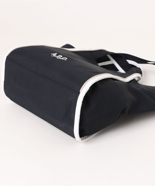 A.P.C. GOLF（アー・ペー・セー ゴルフ）の「Clement Cart Bag（ボストンバッグ・レディース・ホワイト/ネイビー・ONESIZE）」の4枚目の写真