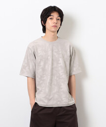 エンボスプリント Tシャツ