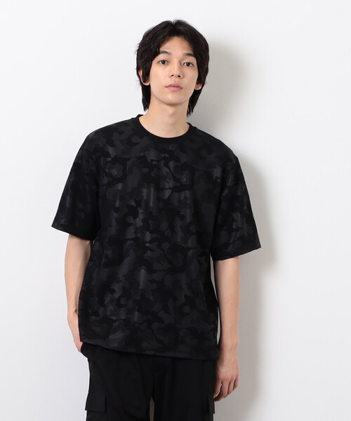 COMME CA ISM(コムサイズム)の「エンボスプリント Tシャツ(Tシャツ/カットソー・メンズ・ブラック/グレー・MEDIUM/LARGE)」の7枚目の写真