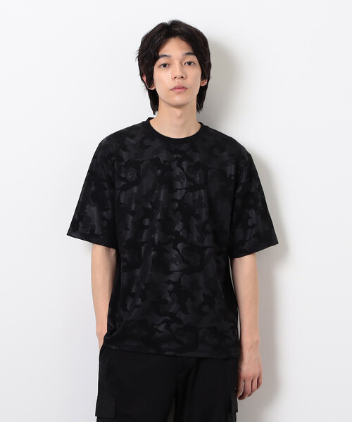COMME CA ISM(コムサイズム)の「エンボスプリント Tシャツ(Tシャツ/カットソー・メンズ・ブラック/グレー・MEDIUM/LARGE)」の8枚目の写真