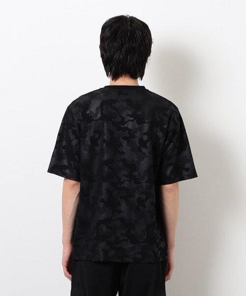 COMME CA ISM(コムサイズム)の「エンボスプリント Tシャツ(Tシャツ/カットソー・メンズ・ブラック/グレー・MEDIUM/LARGE)」の12枚目の写真
