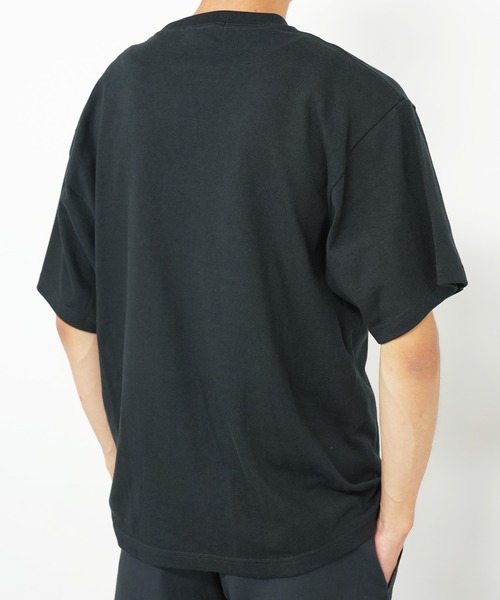 BASIS(ベイシス)の「SANDER LAND 8.2ozオーガニックコットン BLUE STREET 半袖Tシャツ(Tシャツ/カットソー・メンズ・ホワイト/ブラック・X-LARGE/MEDIUM/LARGE)」の9枚目の写真