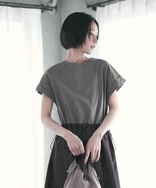 Firsthand（ファーストハンド）の「Firsthand/ファーストハンド ドロスト ドッキングギャザー ロングワンピース / 異素材切り替えデザインワンピース（ワンピース・レディース・ブラック/ブラウン・FREE）」の15枚目の写真