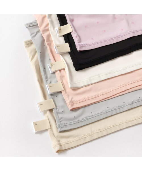 apres les cours（アプレレクール）の「【WEB限定/ジュニア対応】ひんやり天竺深あきインナーキャミ（インナーウェア/肌着・キッズ・ブラック/グレー/オフホワイト/ベージュ/ラベンダー/サーモンピンク・90/100/110/120/80/130/140）」の10枚目の写真