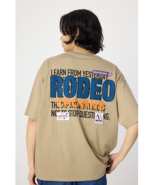 RODEO CROWNS WIDE BOWL(ロデオクラウンズワイドボウル)の「メンズOverlap デニムアップリケTシャツ(Tシャツ/カットソー・メンズ・オフホワイト/ブラック/ライトカーキ・MEDIUM/LARGE)」の6枚目の写真