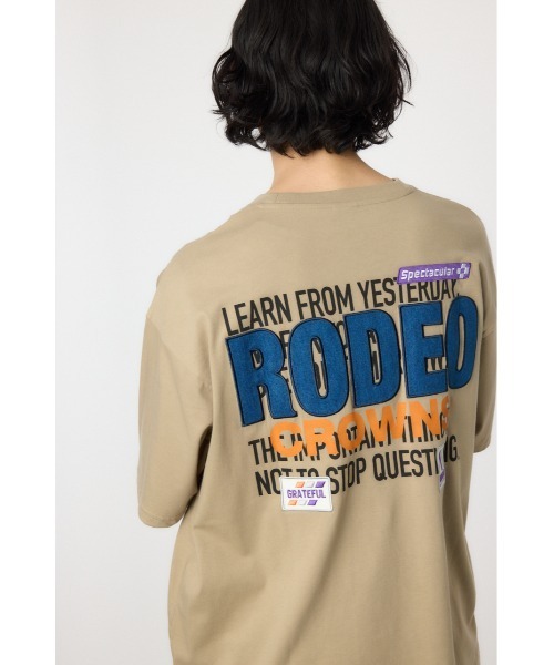RODEO CROWNS WIDE BOWL(ロデオクラウンズワイドボウル)の「メンズOverlap デニムアップリケTシャツ(Tシャツ/カットソー・メンズ・オフホワイト/ブラック/ライトカーキ・MEDIUM/LARGE)」の7枚目の写真