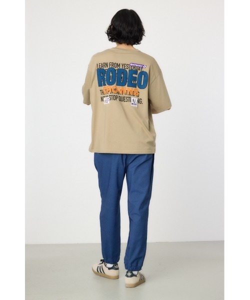 RODEO CROWNS WIDE BOWL(ロデオクラウンズワイドボウル)の「メンズOverlap デニムアップリケTシャツ(Tシャツ/カットソー・メンズ・オフホワイト/ブラック/ライトカーキ・MEDIUM/LARGE)」の10枚目の写真