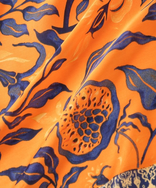 VIS(ビス)の「ポムグラネイト柄スカーフ70cm(バンダナ/スカーフ・レディース・オレンジ/ブルー系その他6・FREE)」の3枚目の写真