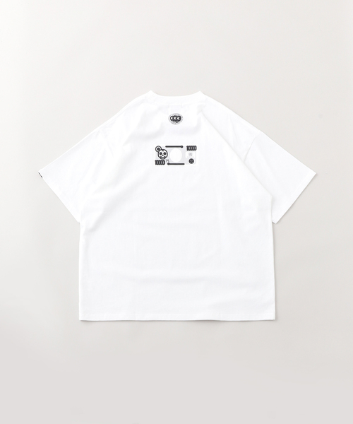 CITY COUNTRY CITY(シティーカントリーシティー)の「CITY COUNTRY CITY / シティーカントリーシティー S/S TEE マンケン(Tシャツ/カットソー・メンズ・ホワイト/ブラック・MEDIUM/LARGE)」の3枚目の写真