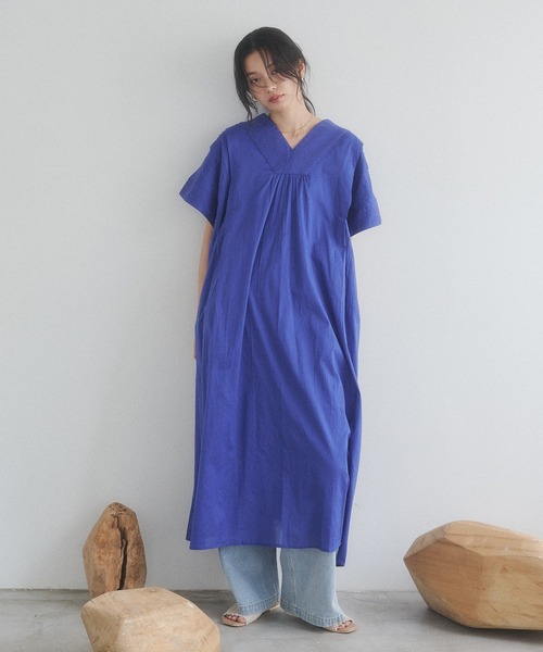 Noia(ノイア)の「カフタン風 ワンピース(ワンピース・レディース・ブラウン/ロイヤルブルー/ダークネイビー/ブラック/グリーン・FREE)」の22枚目の写真