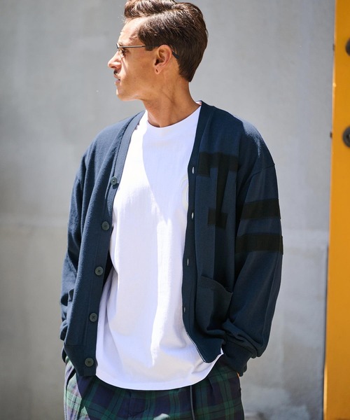 THEOREM(セオレム)の「mcg3646-Award Cardigan レタードカーディガン(カーディガン/ボレロ・メンズ・ネイビー/グレー/イエロー・M/L/XL)」の10枚目の写真