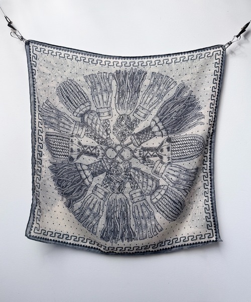 MAISON SELECT(メゾンセレクト)の「【DROP入荷禁止】5A3 大判スカーフ 65cm×65cm(バンダナ/スカーフ・レディース・ブルー系1/ピンク系1/ブラック系1/ブラック系3/グレー系1/ホワイト系1/ホワイト系2/グレー系2/ブラウン系1/ブラウン系2/ブラック系2/ブラウン系3/ベージュ系1/グリーン系1・ONESIZE)」の22枚目の写真