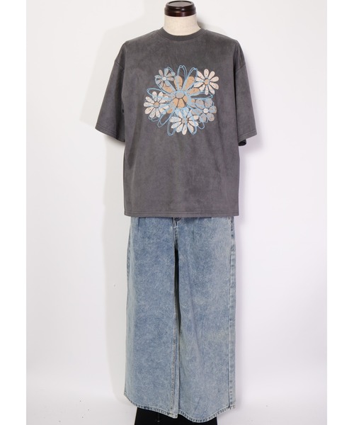 ATELANE(アテレーン)の「ATELANE/ライトスエードポンチ フラワーTEE(Tシャツ/カットソー・メンズ・グレー/アイボリー・LARGE/MEDIUM)」の5枚目の写真