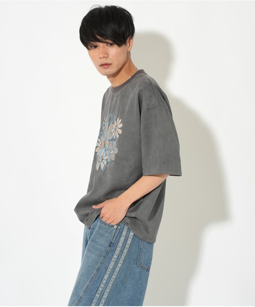 ATELANE(アテレーン)の「ATELANE/ライトスエードポンチ フラワーTEE(Tシャツ/カットソー・メンズ・グレー/アイボリー・LARGE/MEDIUM)」の21枚目の写真