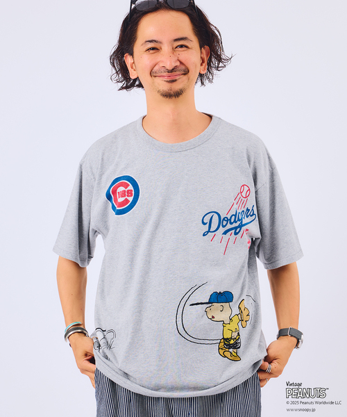 Vintage PEANUTS(ビンテージピーナッツ)の「PEANUTS 別注 MLB開幕戦 ベースボール プリントTシャツ(Tシャツ/カットソー・メンズ・ホワイト/ブラックミックス/ライトグレー・MEDIUM/LARGE)」の7枚目の写真