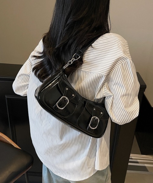 mebole(メボレ)の「デュオポケットヴィンテージショルダー(ショルダーバッグ・レディース・ブラウン/ホワイト/ブラック・FREE)」の15枚目の写真