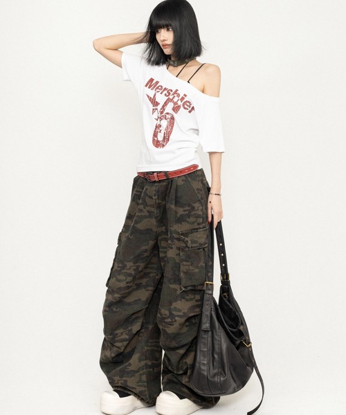 Sibra(シブラ)の「肌ざわり抜群、抜け感ワイドネックロゴTシャツ(Tシャツ/カットソー・レディース・グレー/ホワイト系その他/ネイビー/ホワイト/ライトグレー/ホワイト系その他2・M)」の16枚目の写真
