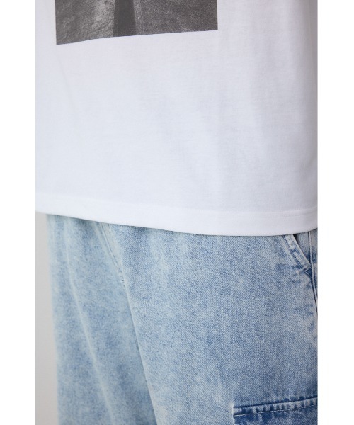AZUL by moussy（アズールバイマウジー）の「フォト切り替えTシャツ（Tシャツ/カットソー・メンズ・オフホワイト/ブルー/ブラック/ライトイエロー・LARGE/MEDIUM）」の16枚目の写真