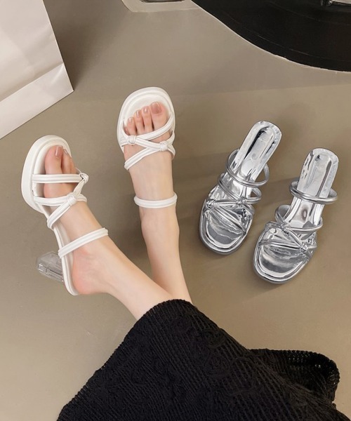 Miniministore(ミニミニストア)の「クロスストラップサンダルクリアヒール夏靴(サンダル・レディース・アイボリー/シルバー・24.5cm/24.0cm/22.5cm/23.5cm/23.0cm)」の4枚目の写真