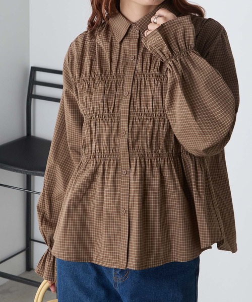 BONLECILL(ボンルシール)の「シャーリングキャンディスリーブシャツ(シャツ/ブラウス・レディース・チャコールグレー/ブラウン/アイボリー/ブルー/ピンク系1/ブルー系1/イエロー系その他・FREE)」の6枚目の写真
