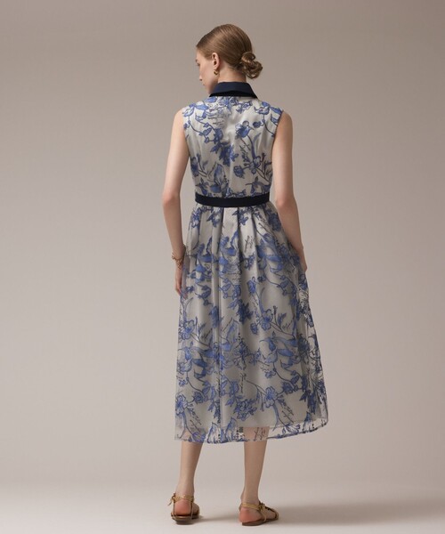 専用。GRACE CONTINENTAL 花柄刺繍ドレス新品38交渉あり。 フラワー刺繍ミディドレス / GRACE CONTINENTAL | GRACE