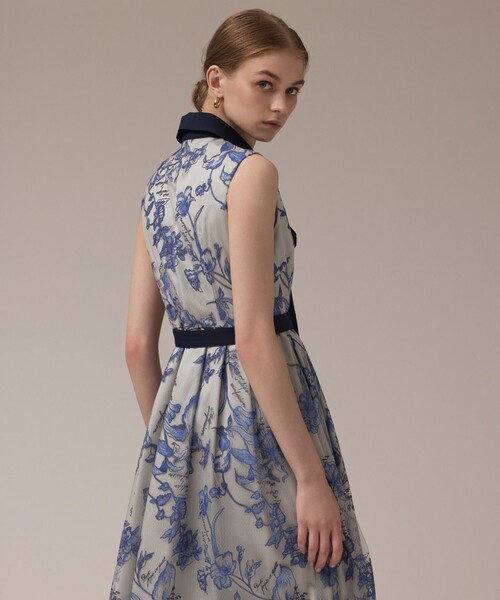 美品✨ダイアグラム　レース 刺繍 ボウタイ ドレス ワンピース 金ボタン36 美品✨ダイアグラム レース 刺繍 ボウタイ ドレス ワンピース 金