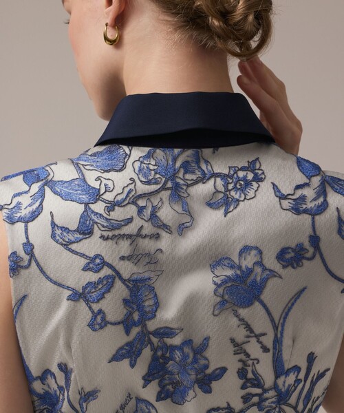 GRACE CONTINENTAL（グレースコンチネンタル）の「フラワー刺繍ボウタイドレス（ドレス・レディース・ブルー/ブラック/キナリ・38/36/34）」の20枚目の写真