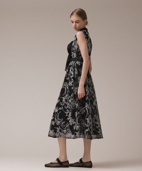 完売 フラワー刺繍ボウタイドレス グレースコンチネンタル 今季 今期 新作 フラワー刺繍ボウタイドレス（ドレス）｜GRACE CONTINENTAL（グレース