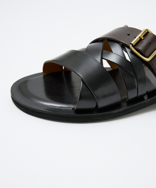 alfredoBANNISTER（アルフレッドバニスター）の「【WEB別注】マルチクロスレザーサンダル（サンダル・メンズ・ブラック/その他・42/40/43/41/44/45）」の10枚目の写真