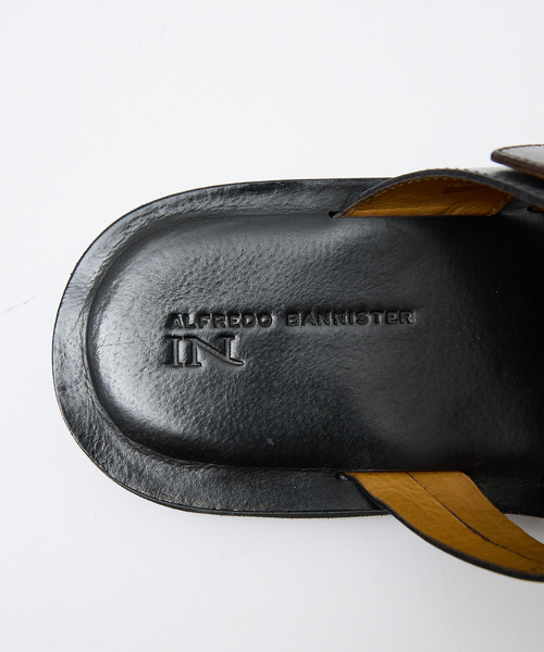 alfredoBANNISTER（アルフレッドバニスター）の「【WEB別注】マルチクロスレザーサンダル（サンダル・メンズ・ブラック/その他・42/40/43/41/44/45）」の12枚目の写真
