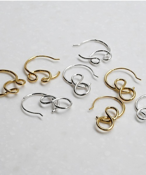 sowi（ソーイ）の「SV　KURUN　ピアス（ピアス（両耳用）・レディース・ゴールド/シルバー/ゴールド系その他/シルバー系その他・ﾌﾘ-）」の5枚目の写真