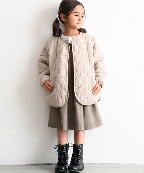 PUPPAPUPO（プッパプーポ）の「【撥水】 洗える ノーカラー キルティング ジャケット（ブルゾン・キッズ・モカ/グレイッシュベージュ/アイボリー・80/90/100/110）」の5枚目の写真