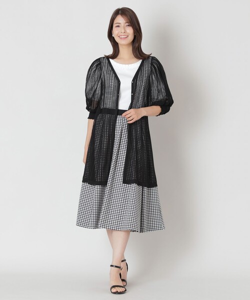 TO BE CHIC（トゥー ビー シック）の「透かし編み ミドルニットカーディガン（カーディガン/ボレロ・レディース・レッド系その他/ブラック/オフホワイト・40/42）」の8枚目の写真