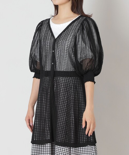 TO BE CHIC（トゥー ビー シック）の「透かし編み ミドルニットカーディガン（カーディガン/ボレロ・レディース・レッド系その他/ブラック/オフホワイト・40/42）」の5枚目の写真
