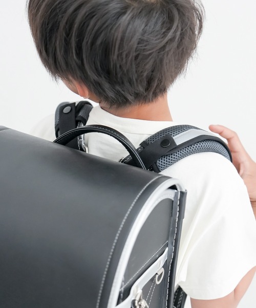 MKD.ZAKKA（エムケーディーザッカ）の「ランドセル肩パッド 3層構造 通気性メッシュ 安全反射材付 肩ベルト固定でズレない（ランドセル・キッズ・スカイブルー/ブラック/ラベンダー/ネイビー・FREE）」の9枚目の写真